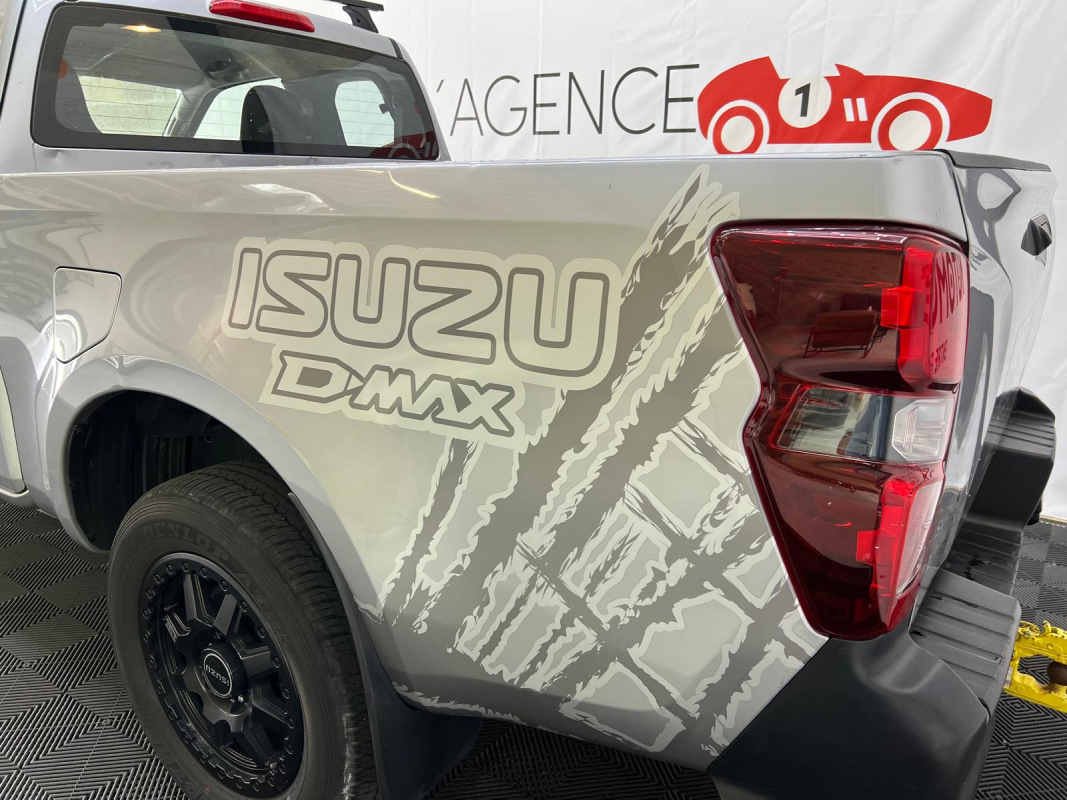 Isuzu D-Max — 5