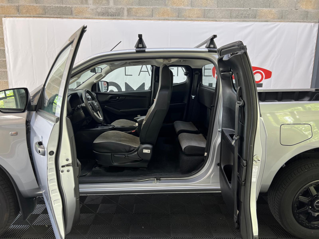 Isuzu D-Max — 4