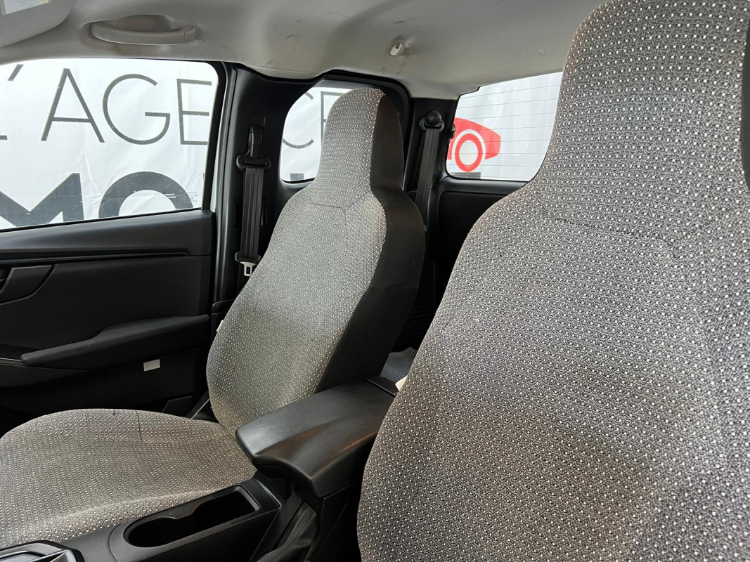 Isuzu D-Max — 13
