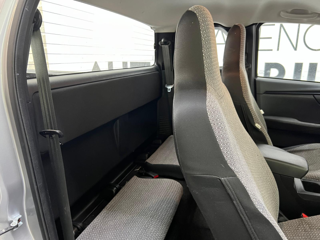 Isuzu D-Max — 18