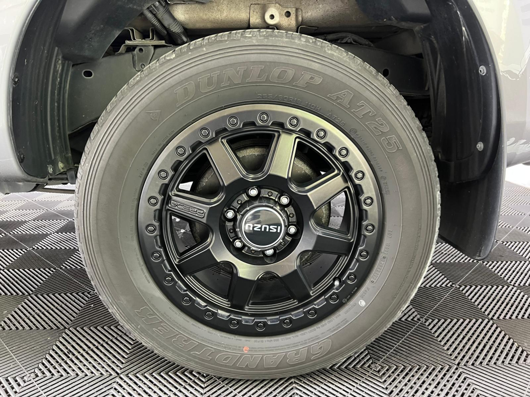 Isuzu D-Max — 23