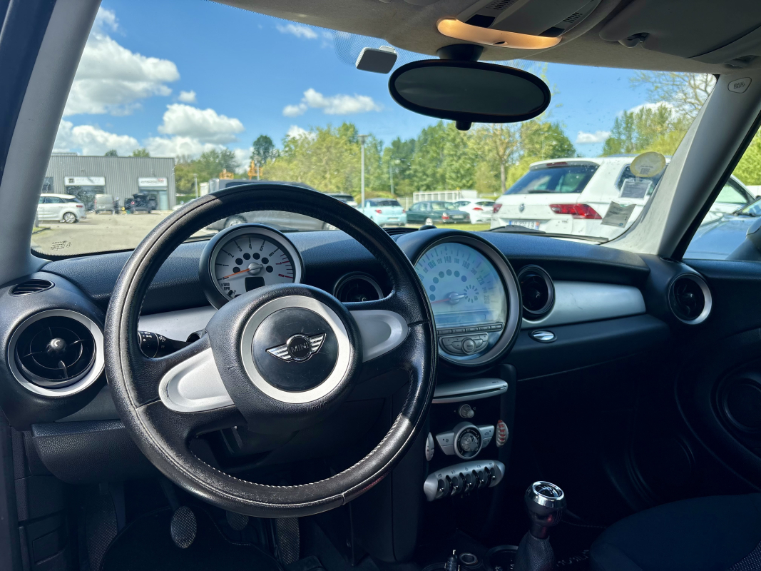 Mini One — 12