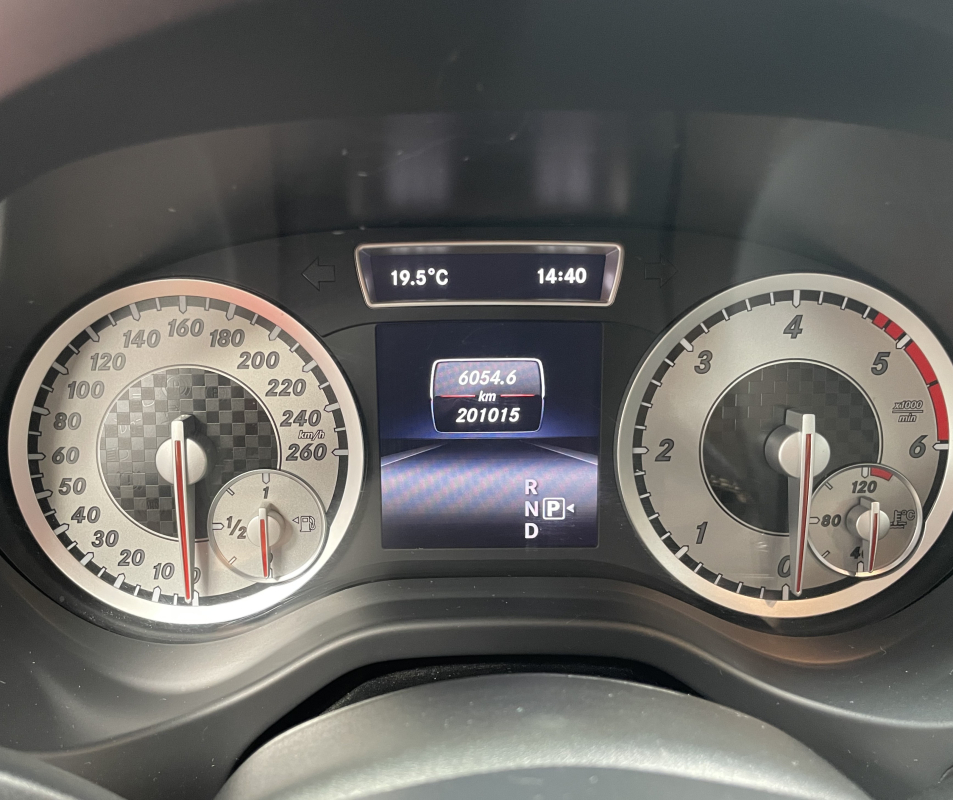 Mercedes Classe A — 16