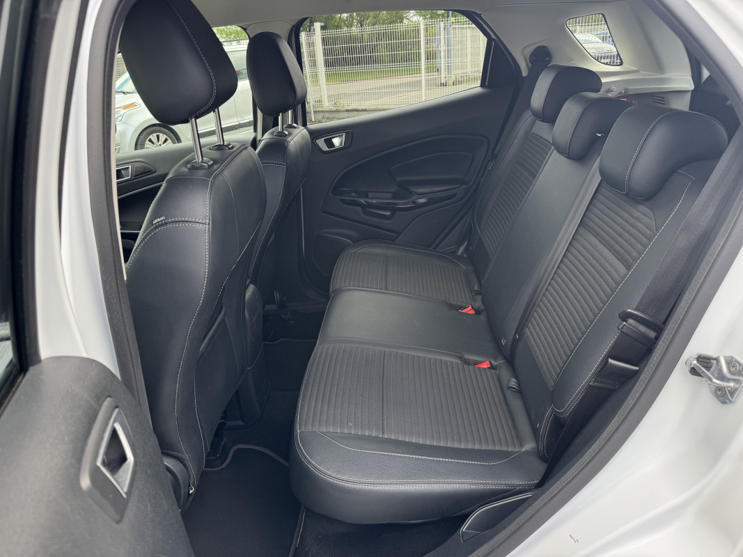 Ford Ecosport — 24