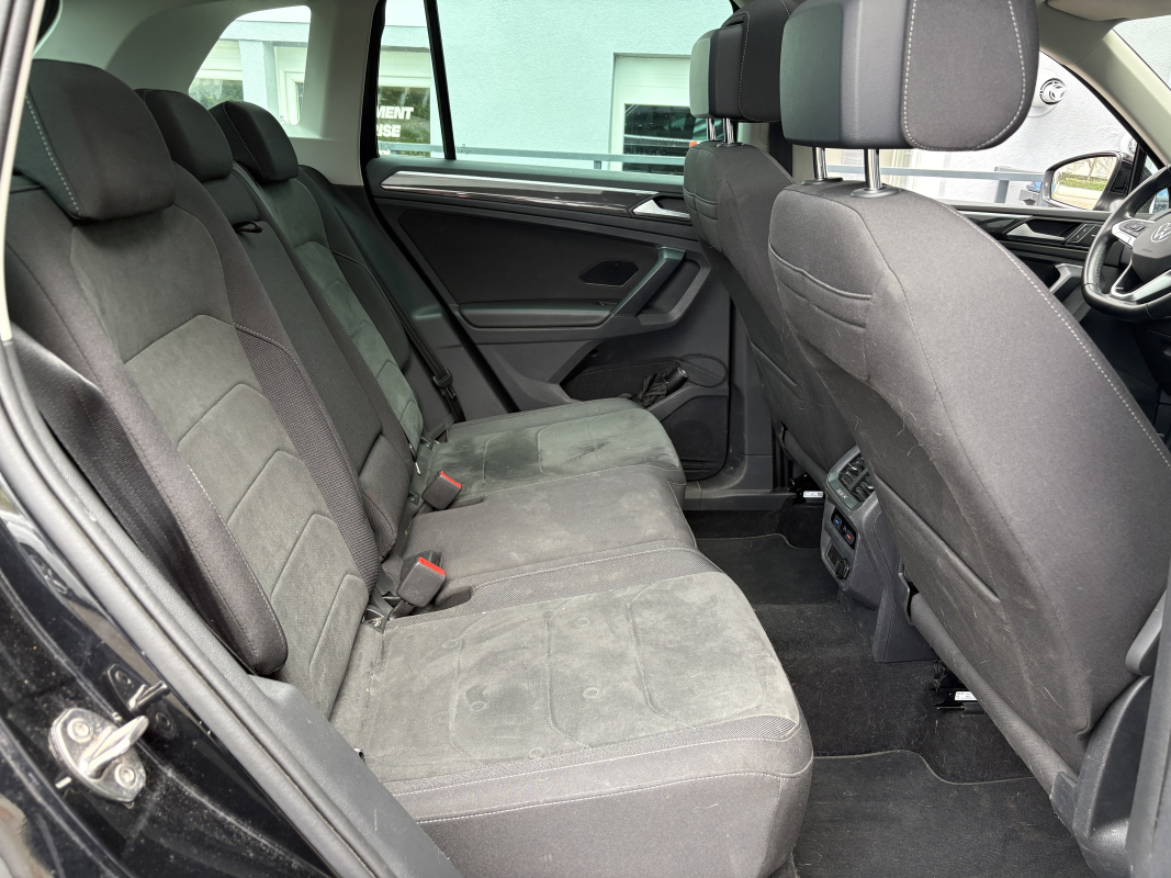 Volkswagen Tiguan — 24