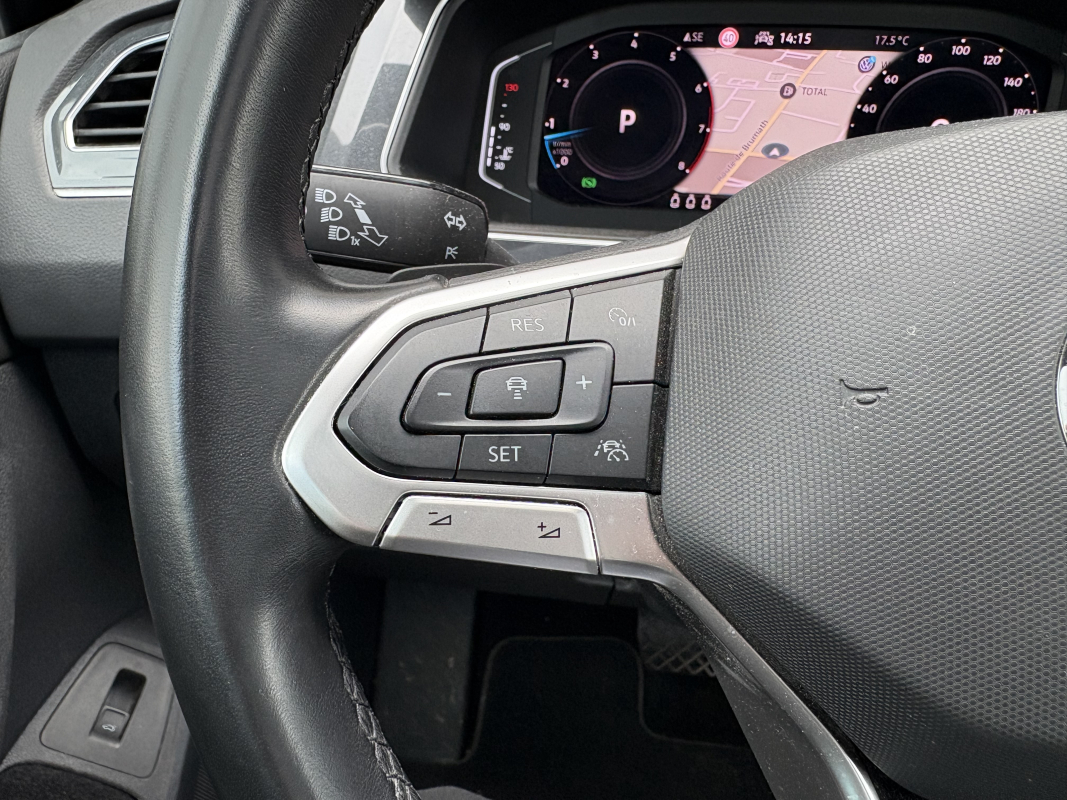 Volkswagen Tiguan — 9