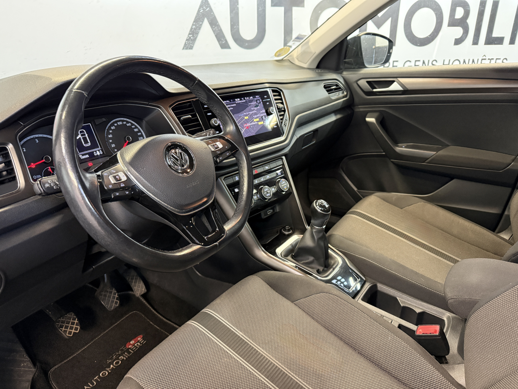 Volkswagen T-roc — 11