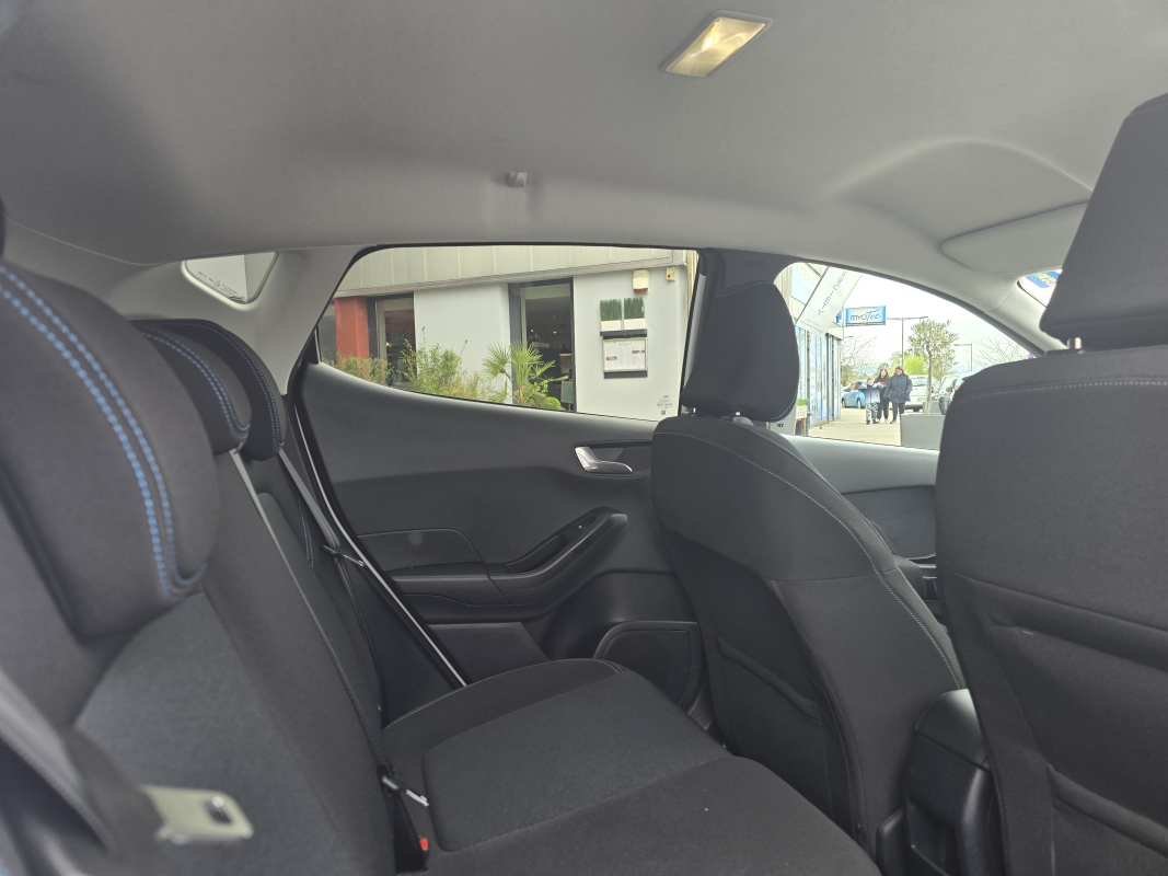 Ford Fiesta — 12