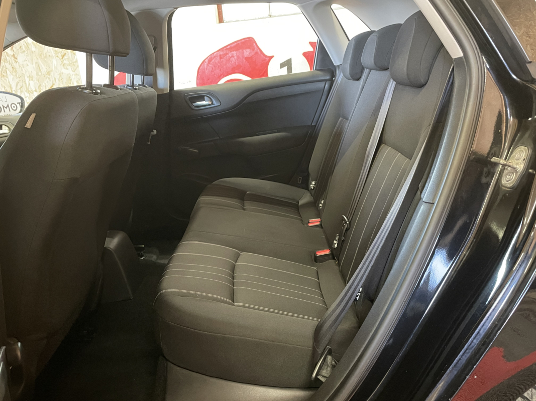 Citroen C4 — 12