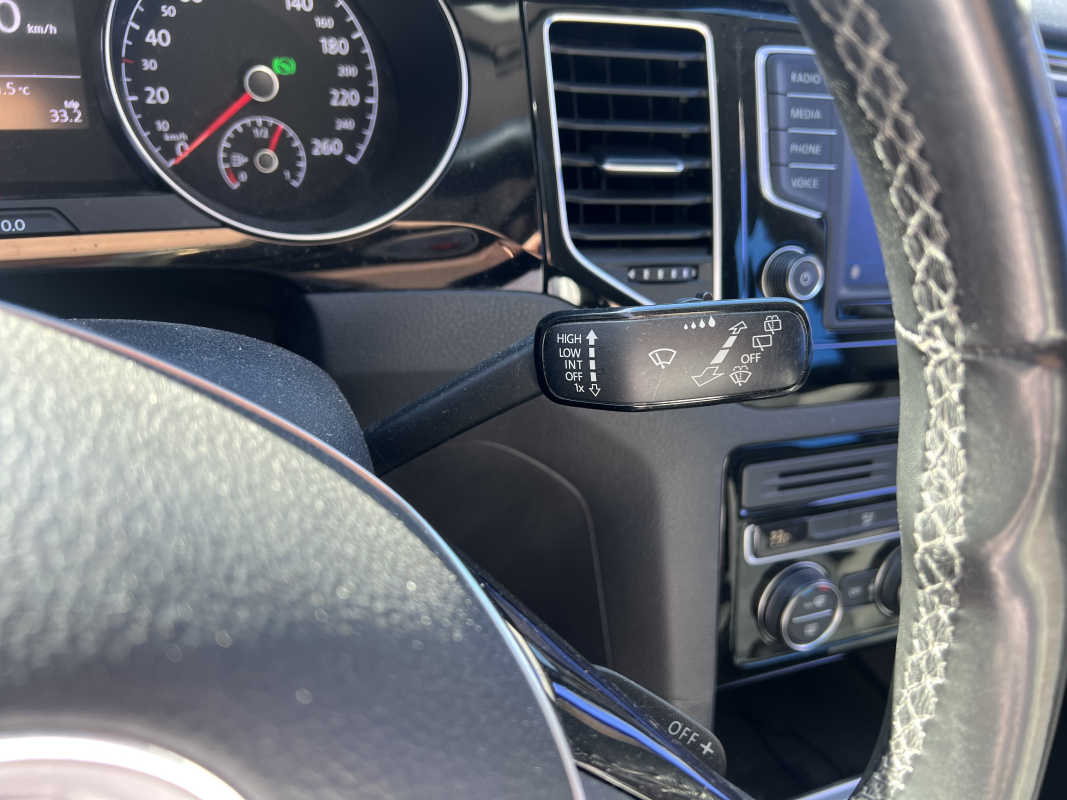 Volkswagen Golf Sportsvan — 20