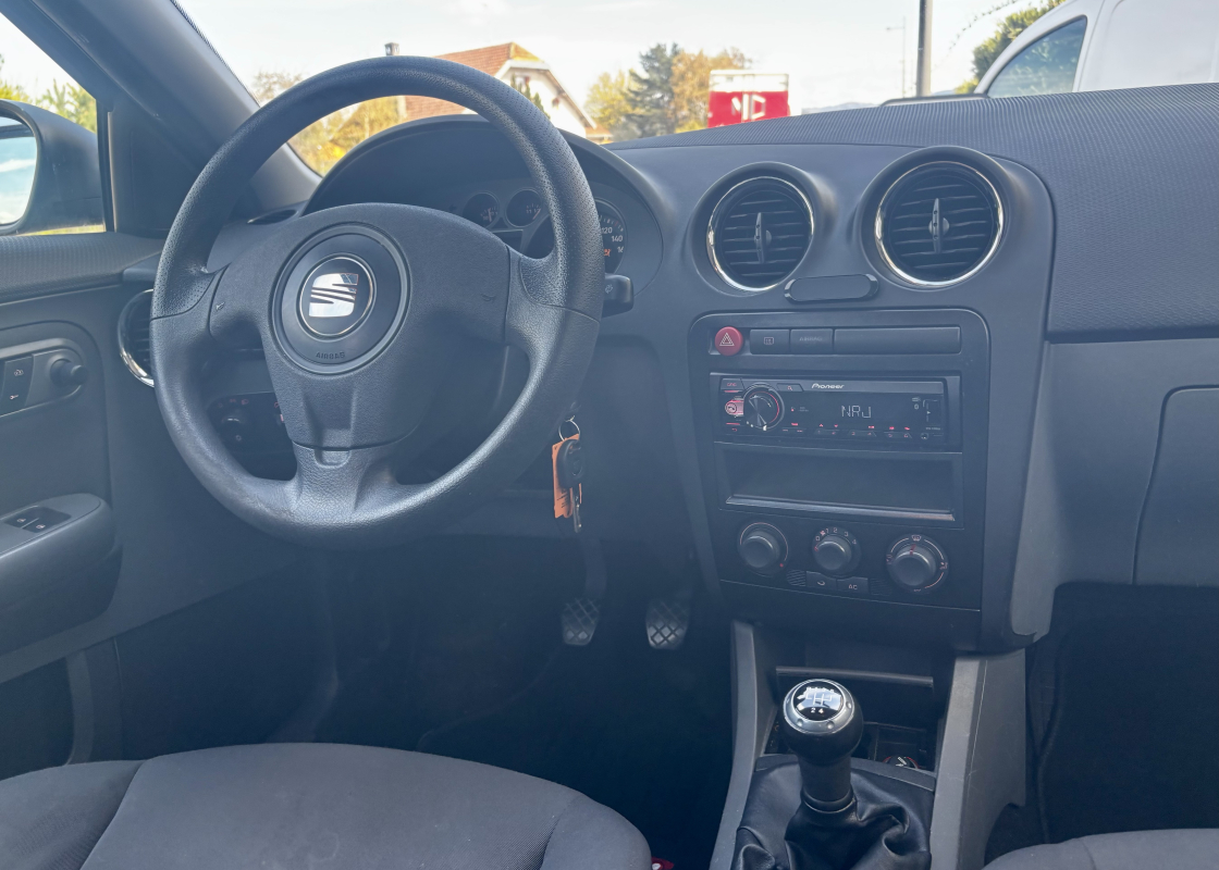 Seat Ibiza — 27