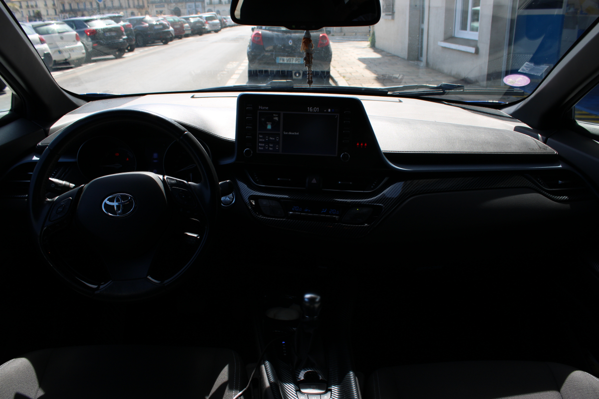 Toyota C-HR — 9