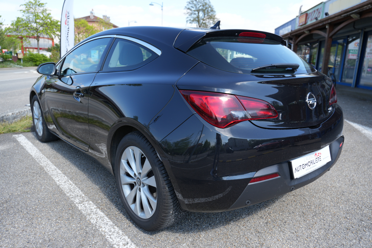 Opel Astra — 8
