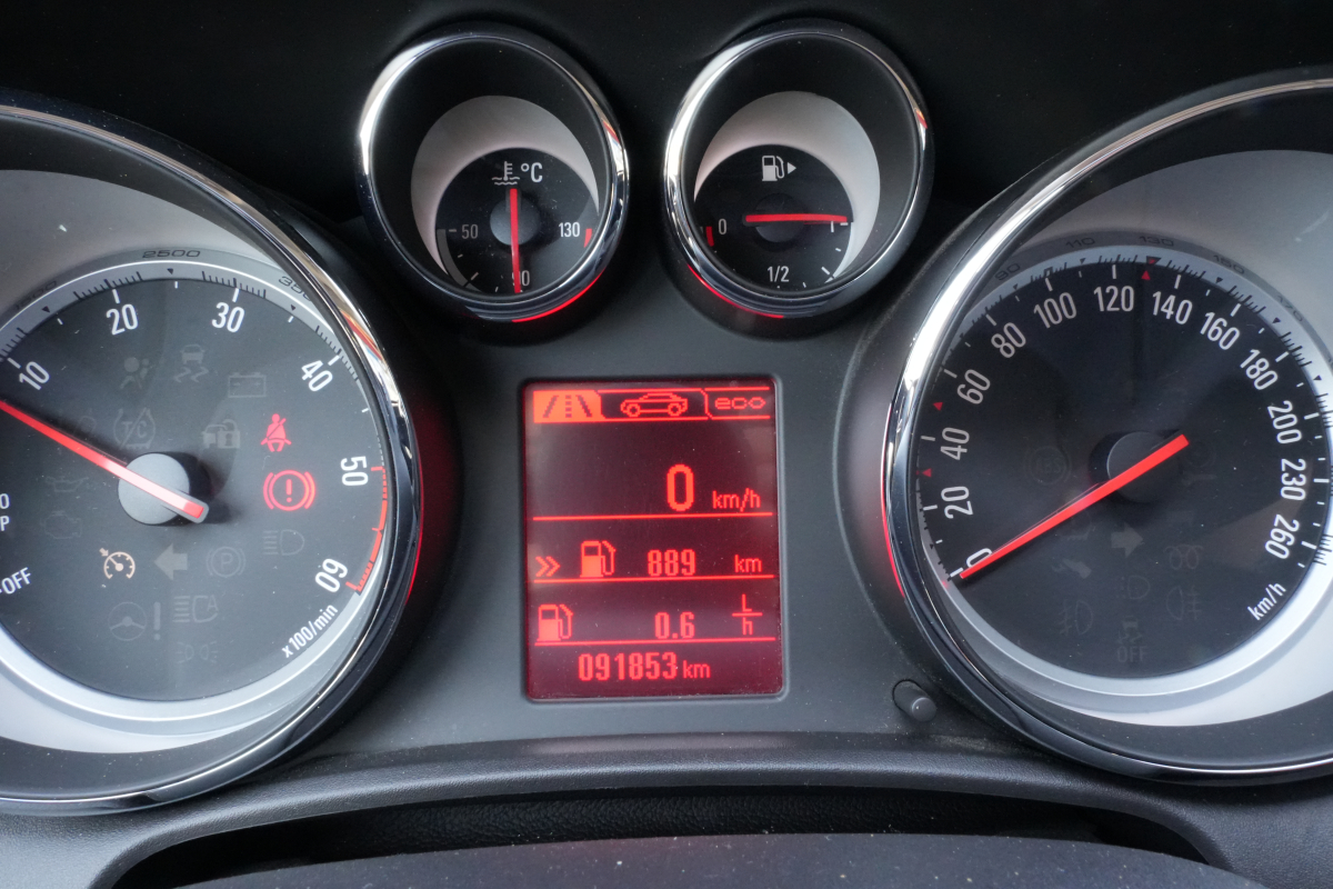 Opel Astra — 18