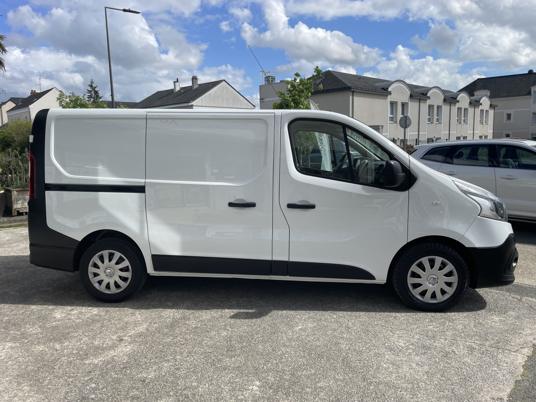 Renault Trafic — 4