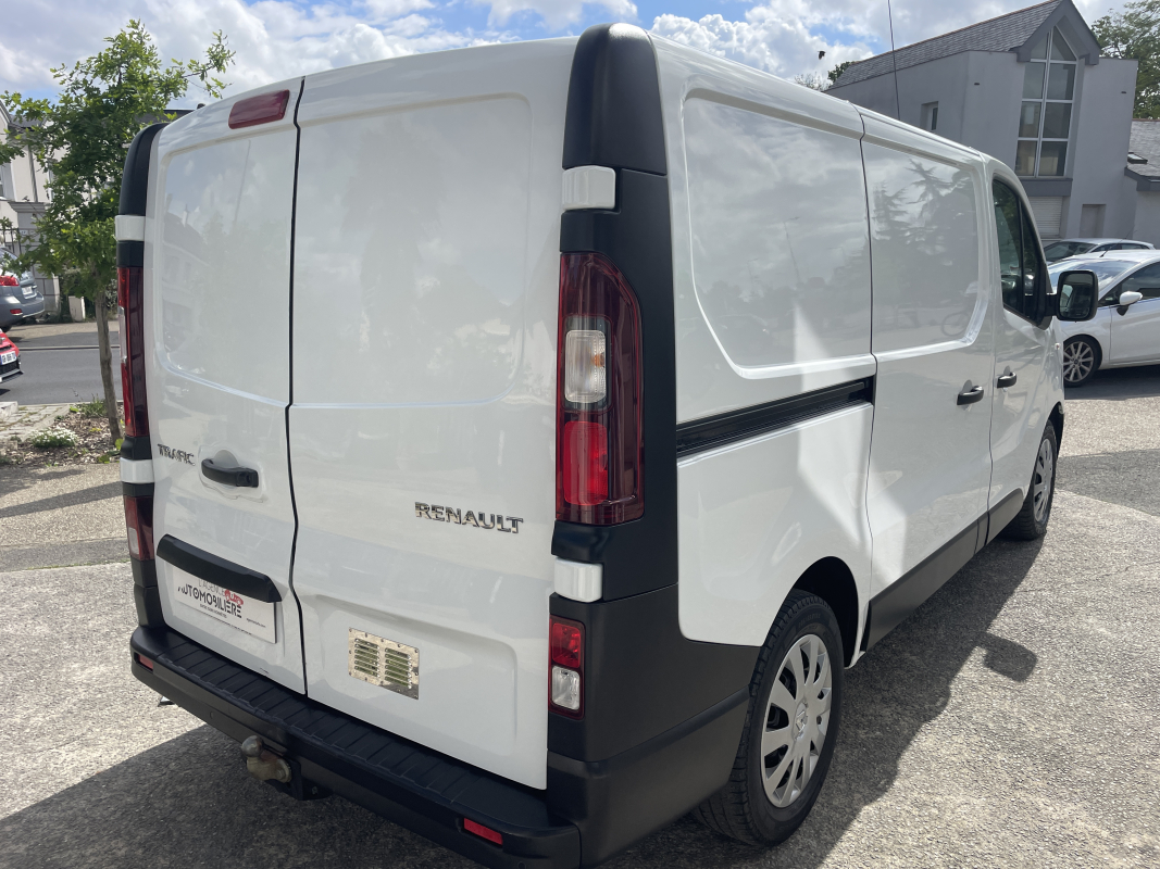 Renault Trafic — 5