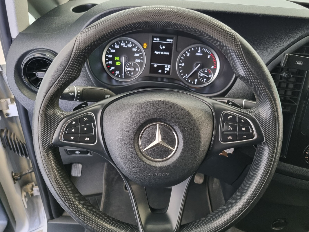 Mercedes Vito — 15