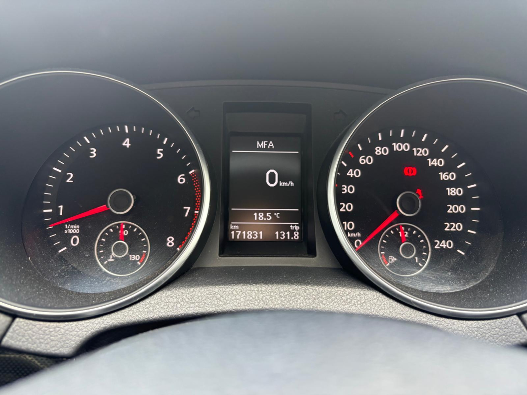 Volkswagen Golf — 12