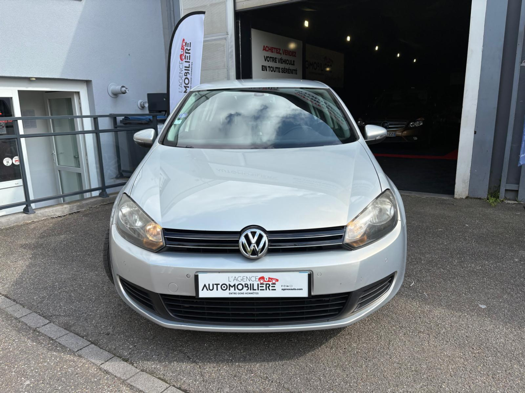 Volkswagen Golf — 24