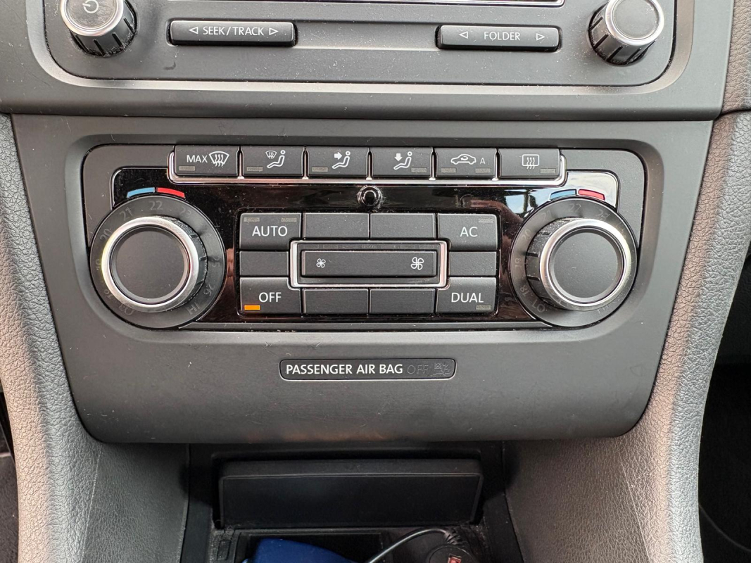 Volkswagen Golf — 16