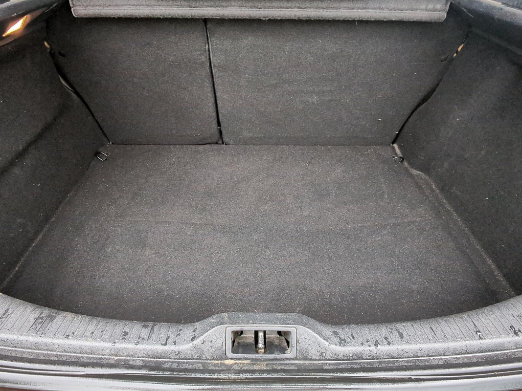 Renault Megane — 8
