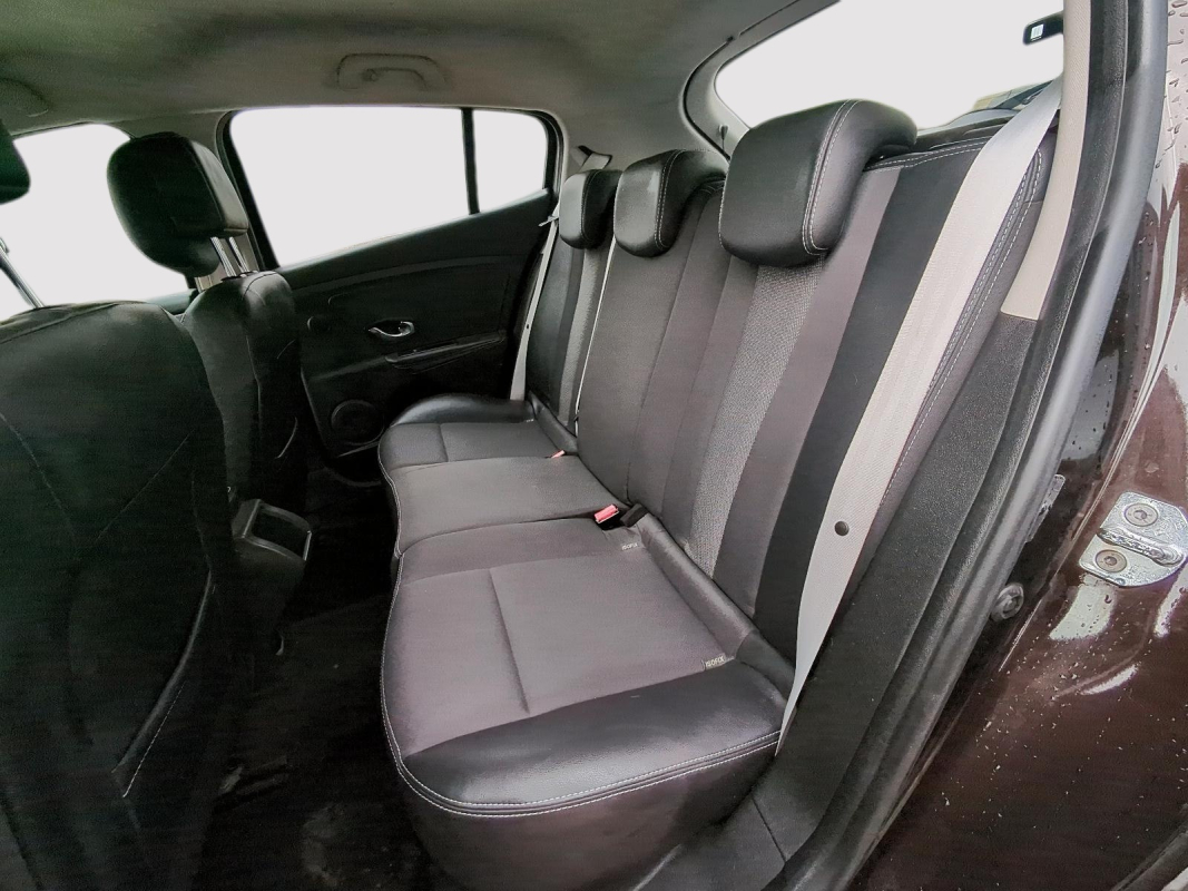 Renault Megane — 10