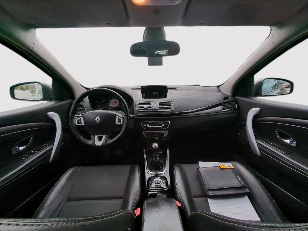 Renault Megane — 11