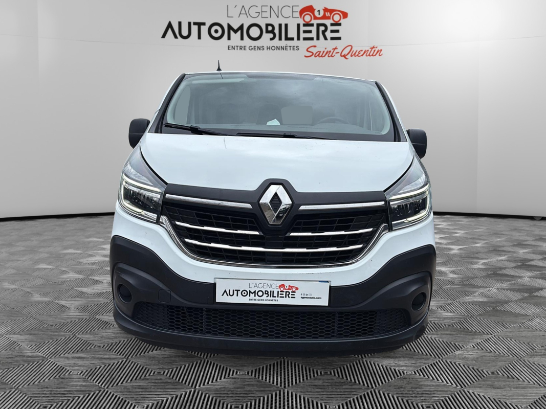 Renault Trafic — 3