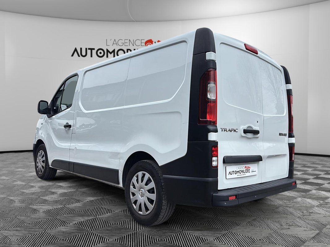 Renault Trafic — 5