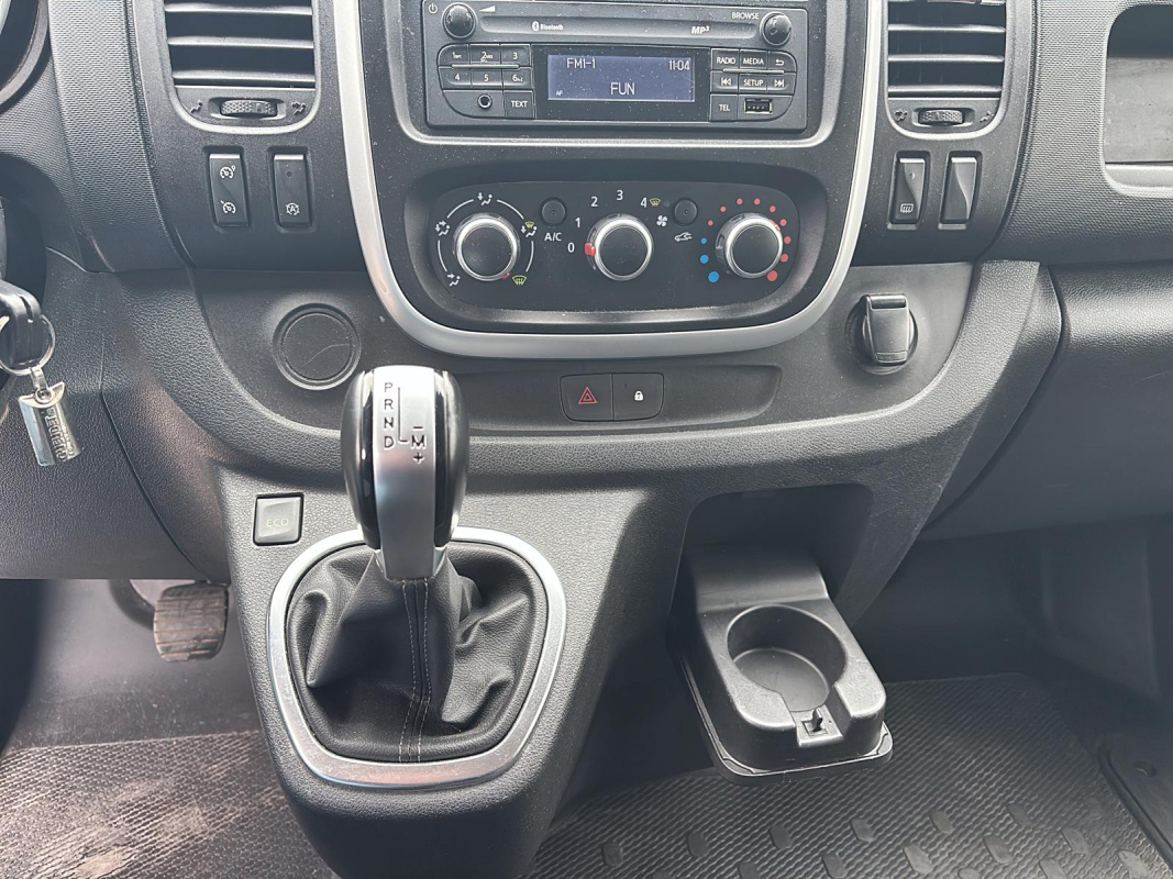 Renault Trafic — 14