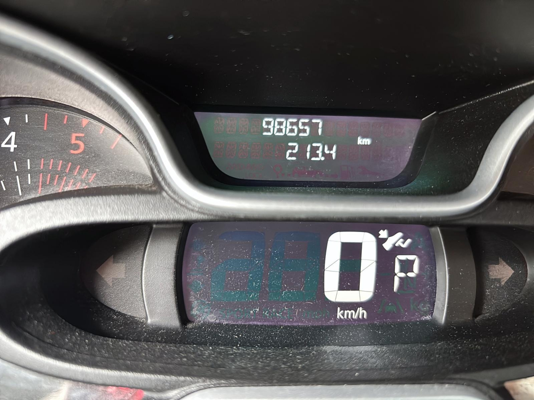 Renault Trafic — 15