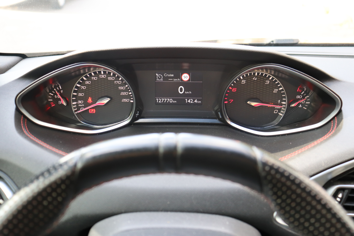Peugeot 308 — 33