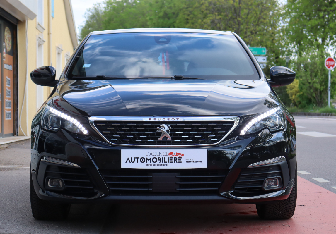 Peugeot 308 — 7