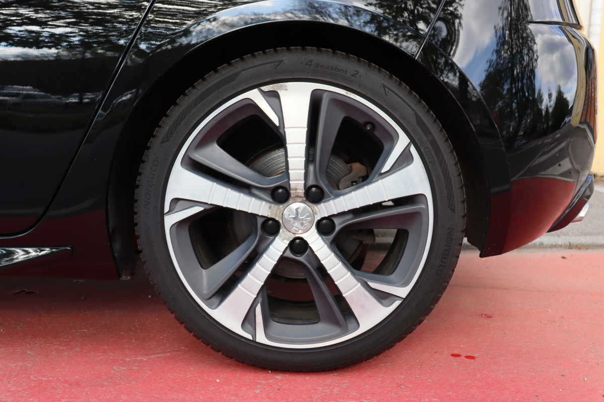 Peugeot 308 — 36