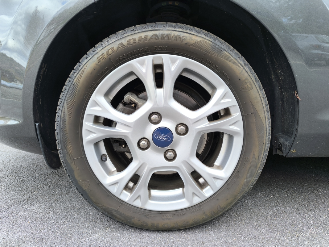 Ford Fiesta — 12