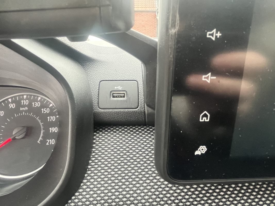 Dacia Sandero — 28