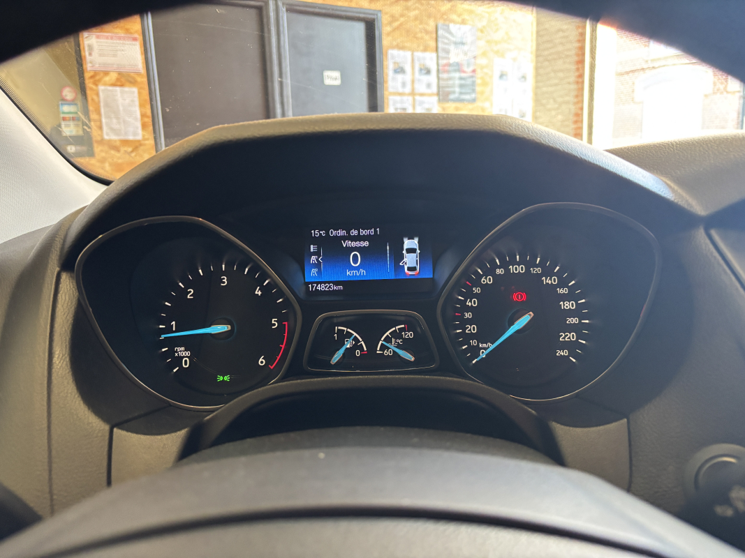 Ford Focus — 24