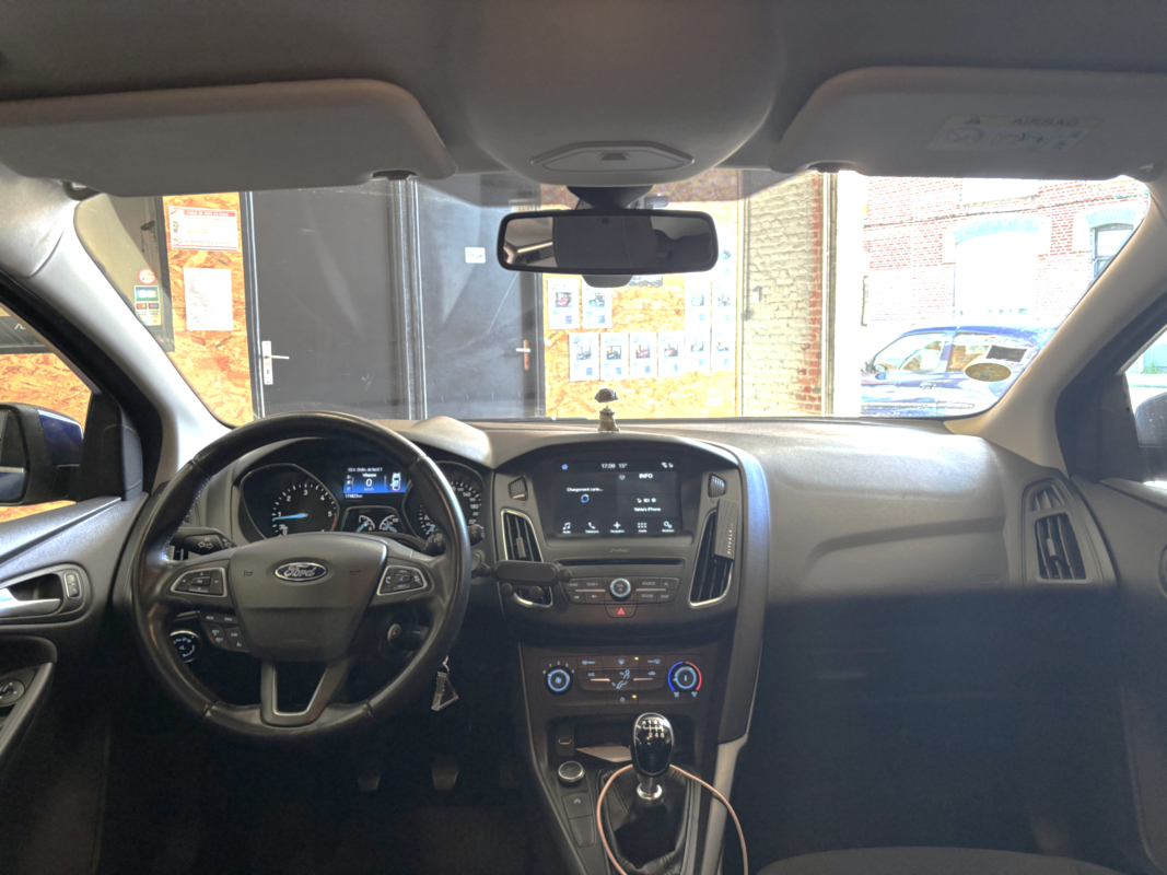Ford Focus — 20