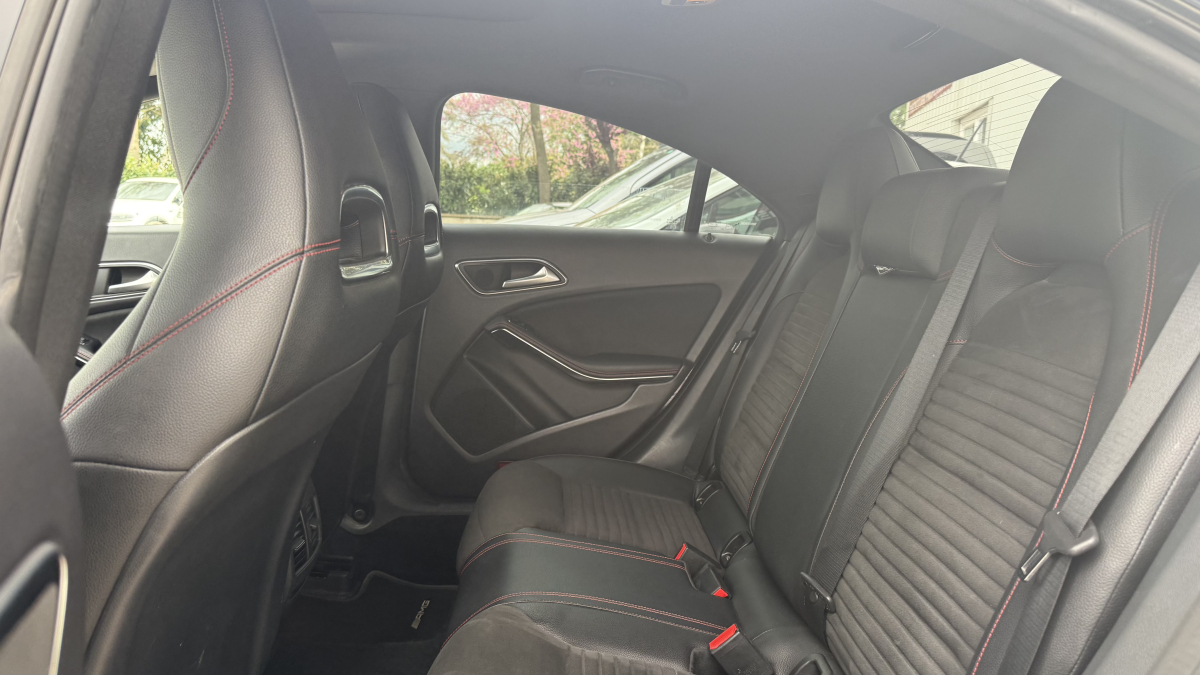 Mercedes Classe CLA — 15
