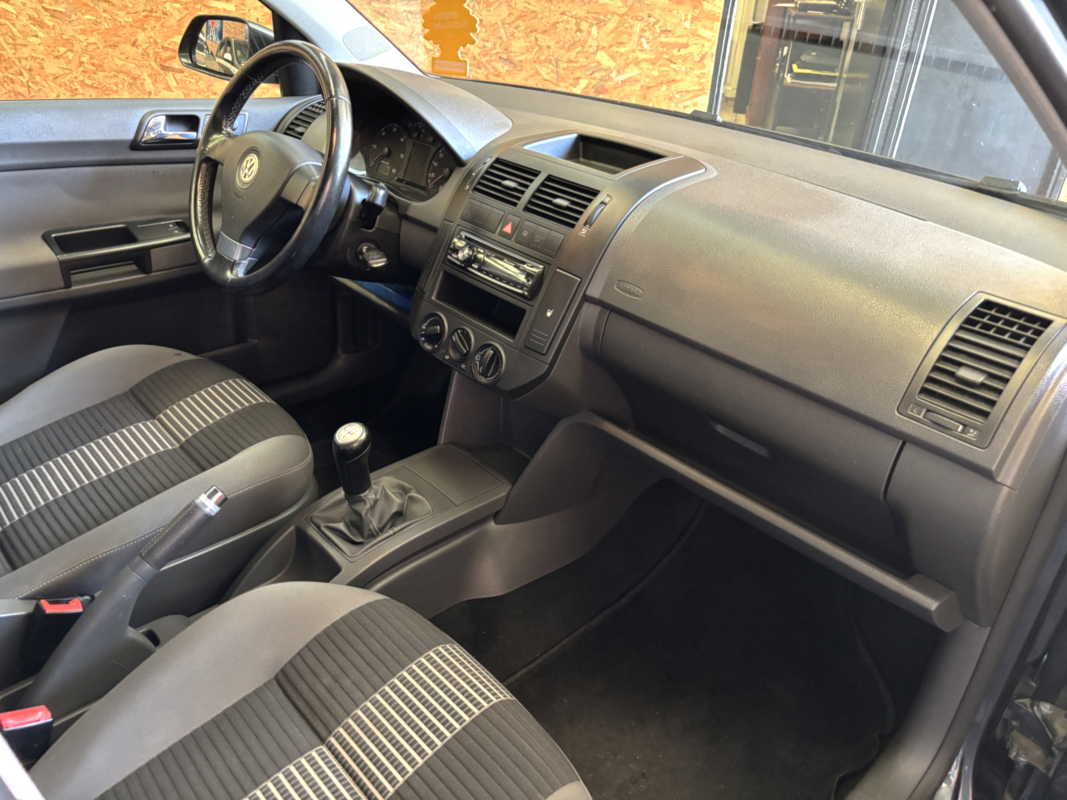 Volkswagen Polo — 9