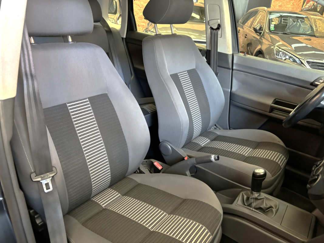 Volkswagen Polo — 10