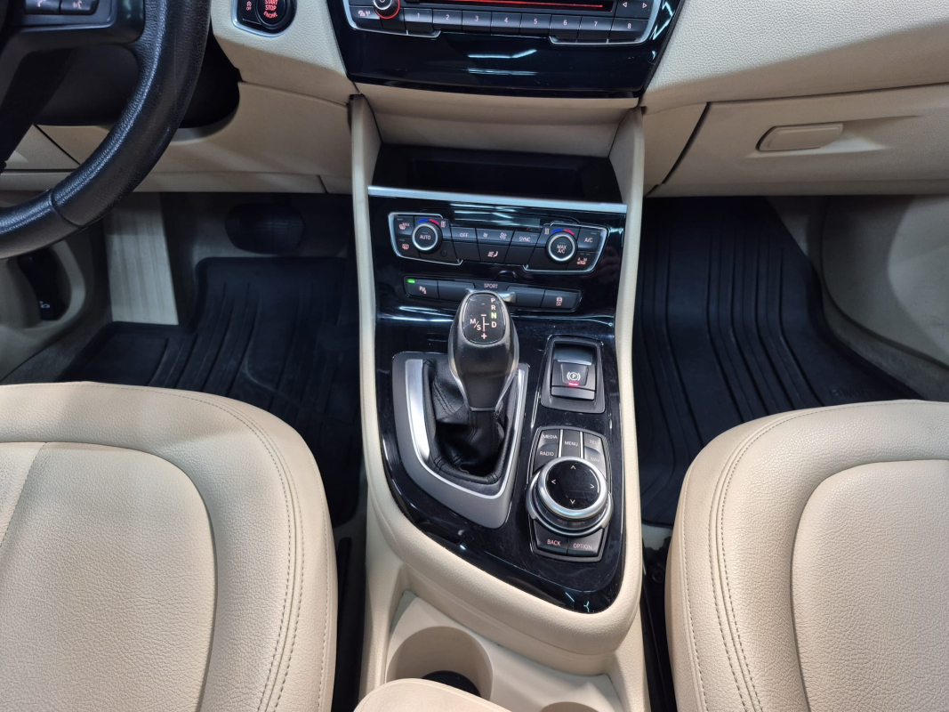 Bmw Série 2 Gran Tourer — 25
