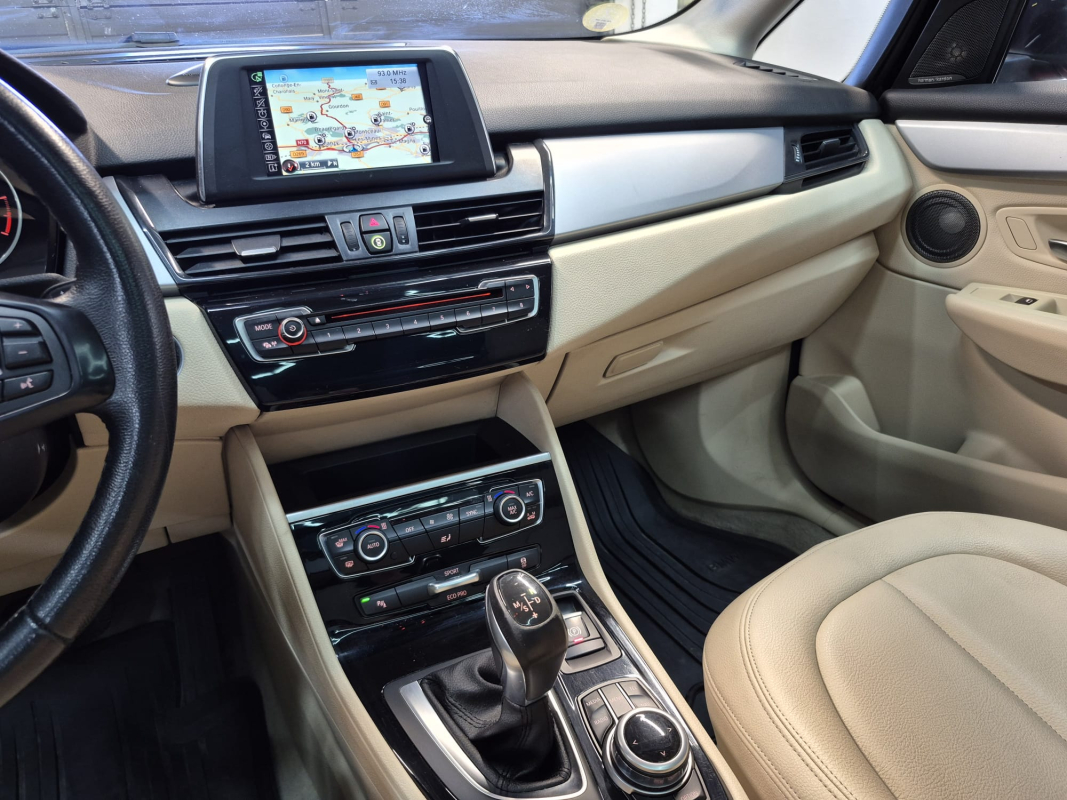 Bmw Série 2 Gran Tourer — 23