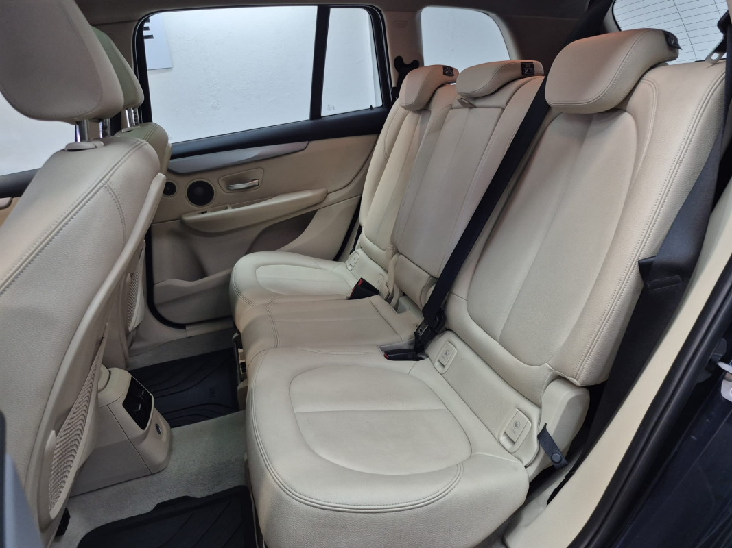 Bmw Série 2 Gran Tourer — 15