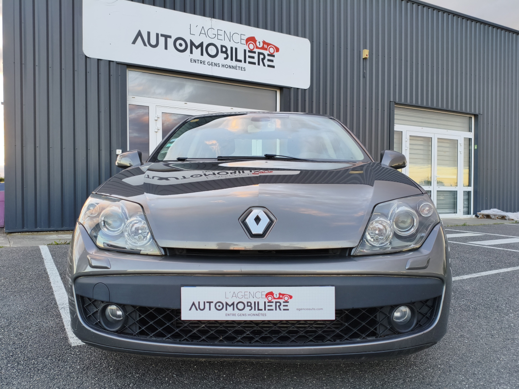 Renault Laguna — 2