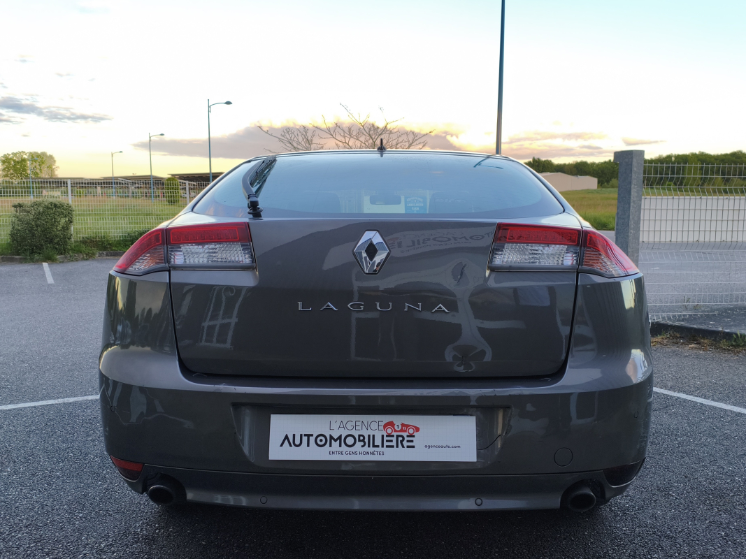 Renault Laguna — 6
