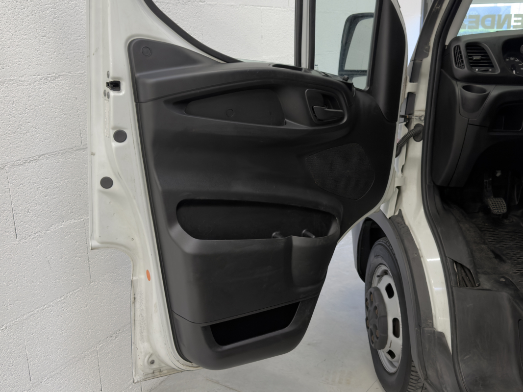 Iveco Daily — 23