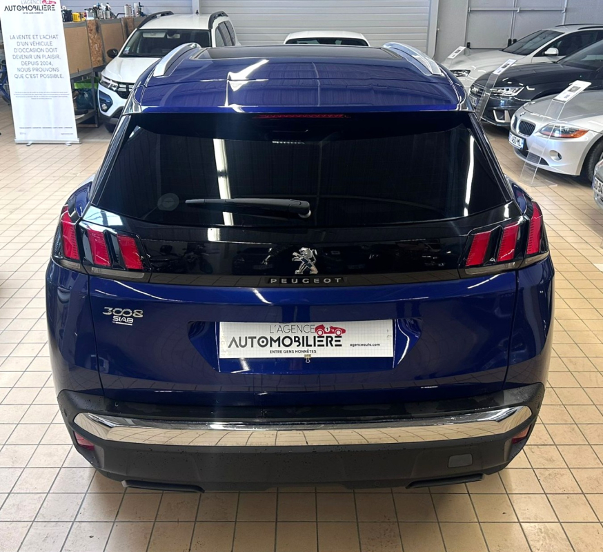 Peugeot 3008 — 10
