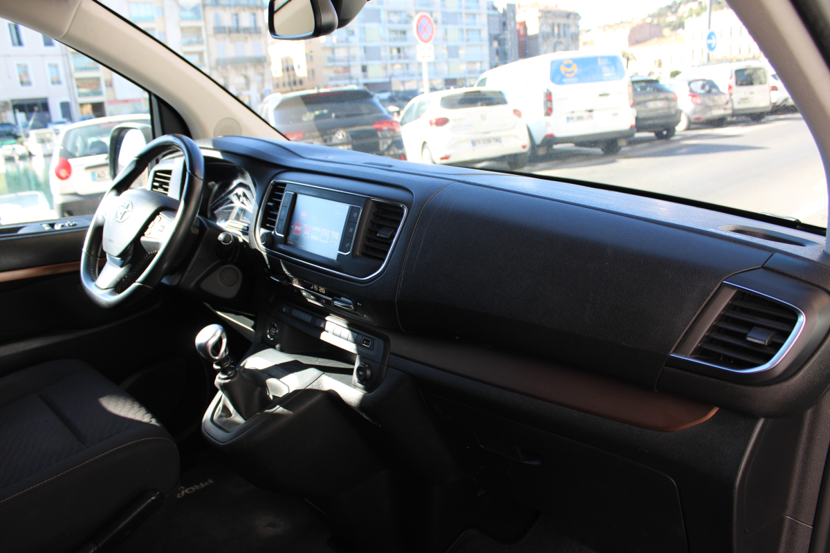 Toyota PROACE Verso — 9