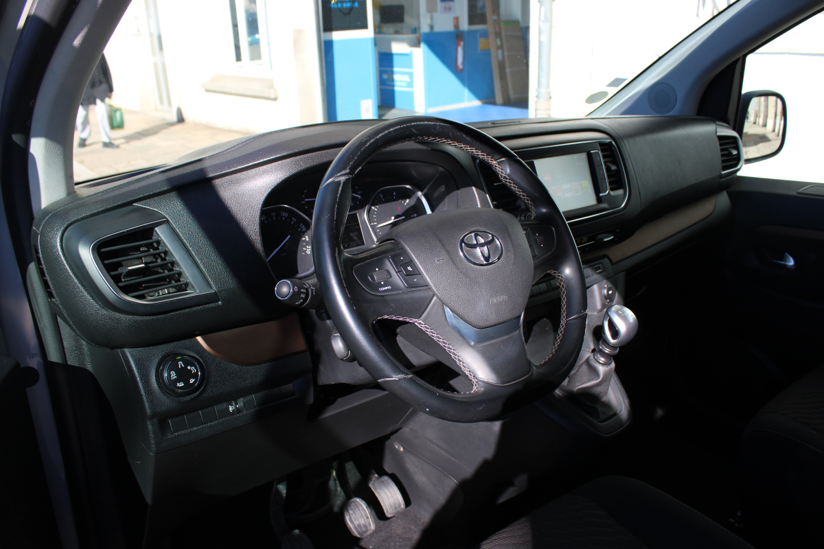 Toyota PROACE Verso — 11